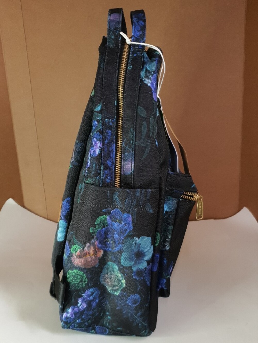 Herschel Supply Co. Nova™ Backpack Evening Floral Laptop Backpack  NWT - Picture 4 of 15